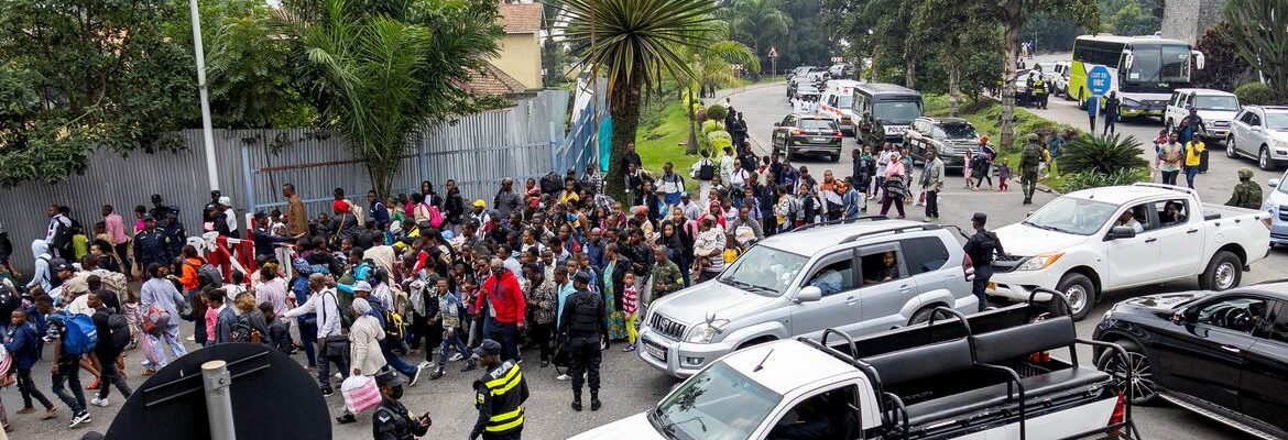 Diversas embaixadas, dentre elas a do Brasil, são atacadas no Congo