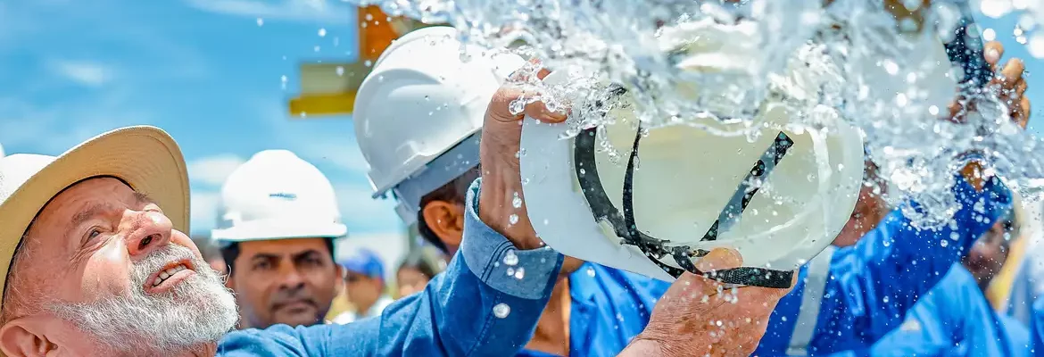 Lula entrega obras de saneamento e abastecimento de água na Bahia