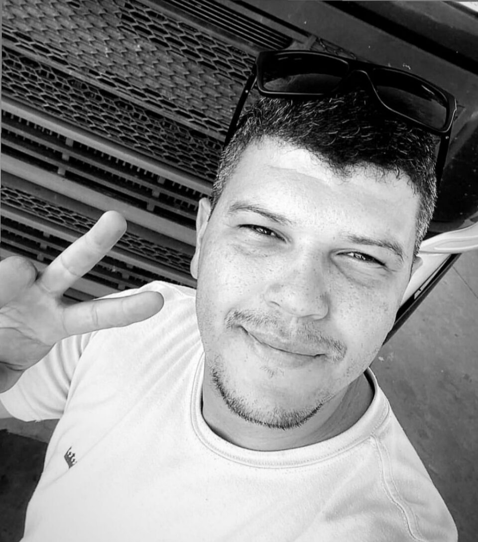 Conquista: Urgente morre Marcos Vinícius em grave acidente