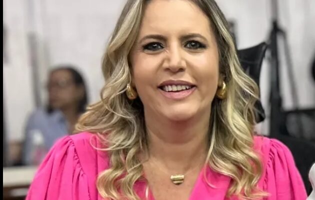 Vereadora Viviane de Vitória da Conquista é diagnosticada com covid-19