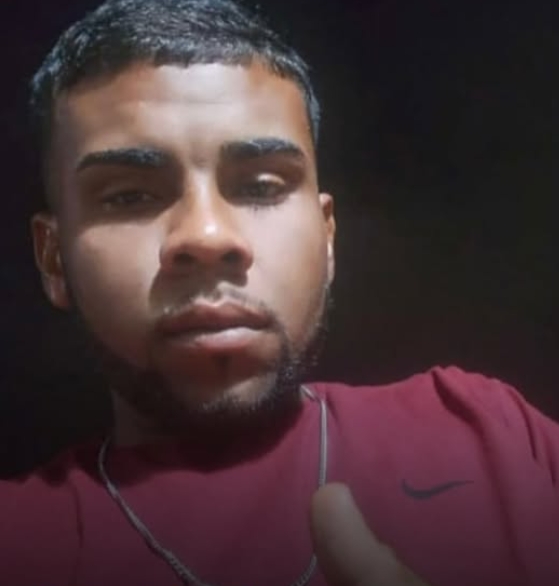 Urgente: Bandidos executam homem dentro de um bar em Jequié