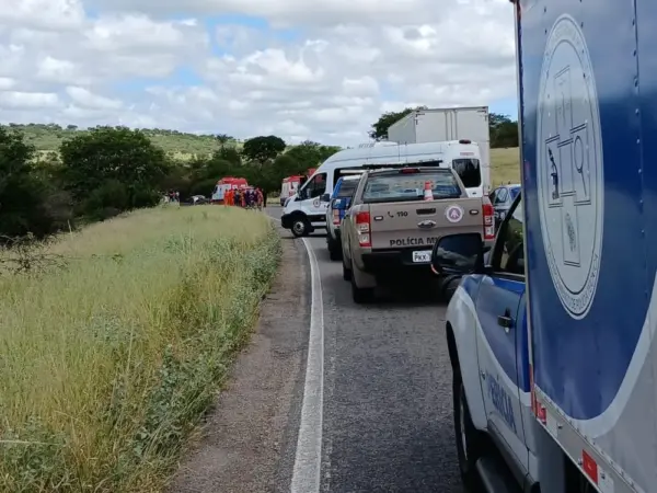 Grave acidente na BR-030 deixa quatro mortos em Brumado