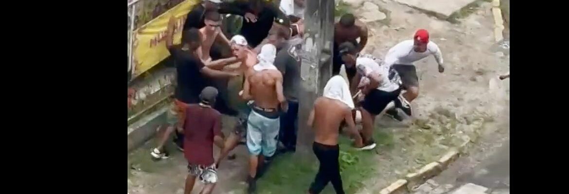 Uma pessoa permanece internada após briga de torcidas no Recife