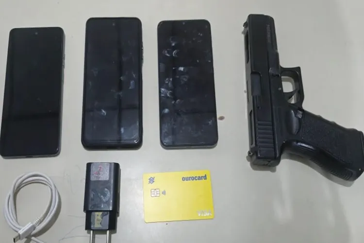 Operação: Indivíduos são detidos após roubar o celular de cidadão em Vitória da Conquista