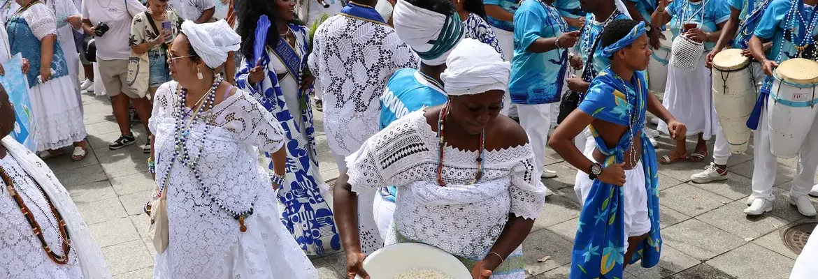 Festa para Iemanjá celebra e fortalece religiosidade afrobrasileira