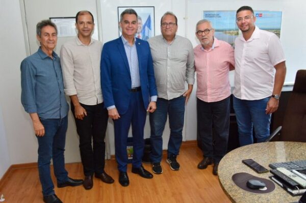 Boa Notícia: Deputado Waldenor busca avanços para pavimentação do acesso a Catolezinho em Itambé