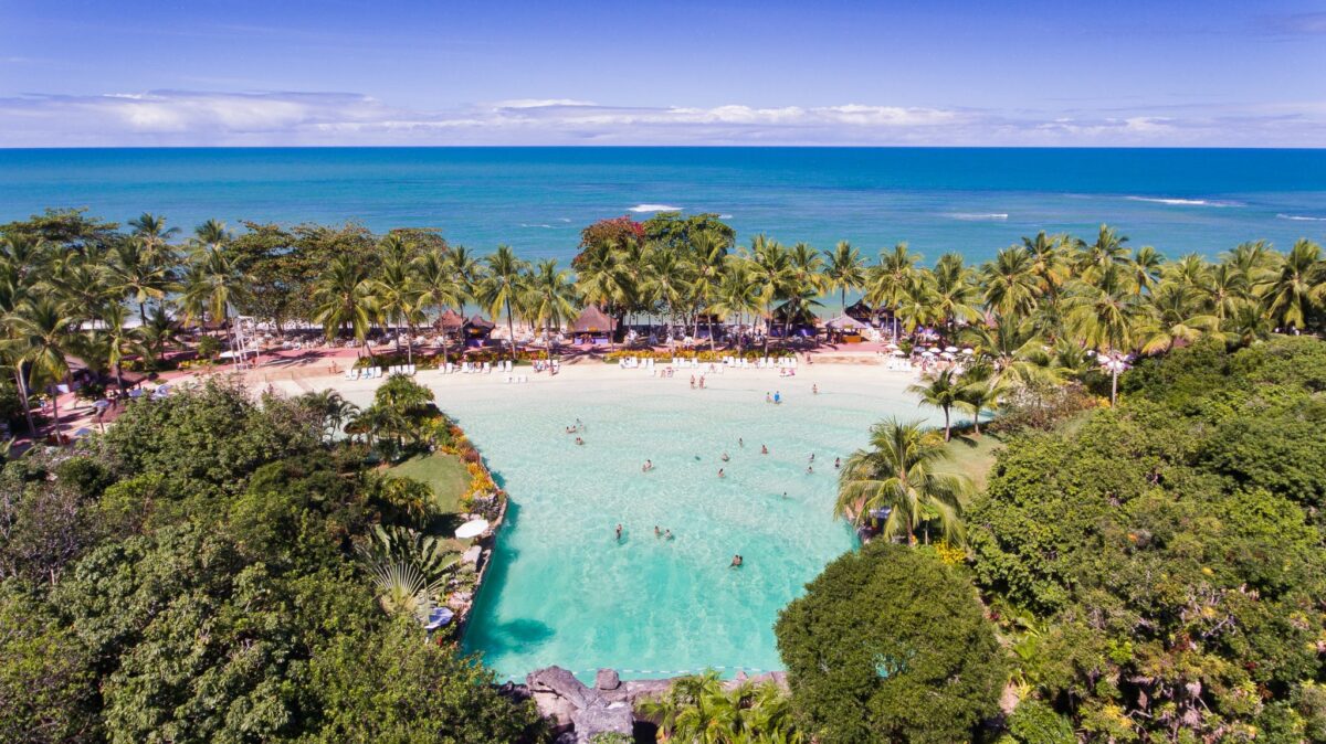 Justiça suspende atividades do Arraial d’Ajuda Eco Parque e causa polêmica