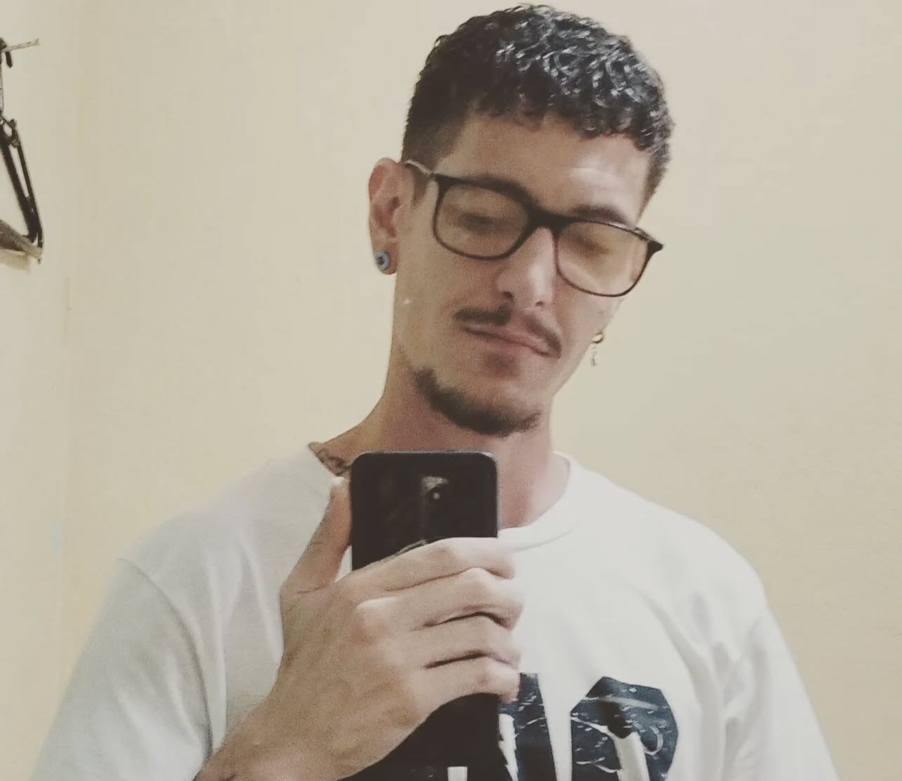 Grave acidente com dois jovens de Poções e um deles morreu Lucas Tassio