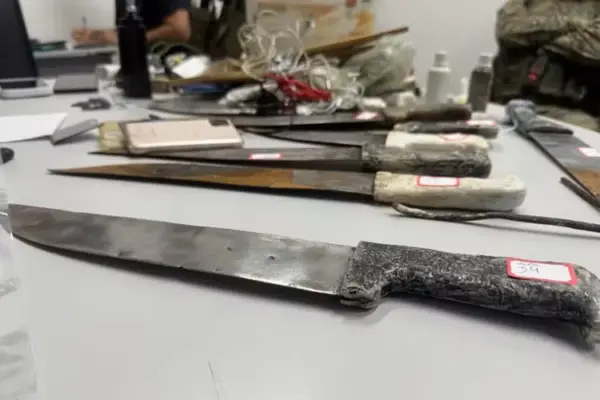 Detentos transferidos e grande quantidade de armas e celulares apreendidos em presídio de Itabuna