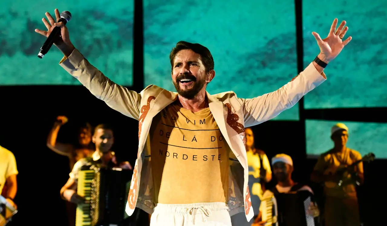 Livramento: Prefeita Joanina Sampaio anuncia o forrozeiro Adelmario Coelho no Arraiá do Amor 2025