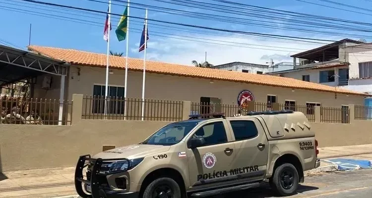 Polícia arrasa com gangue de motoqueiros em Caetité e apreende 60 motos usadas em práticas de grau