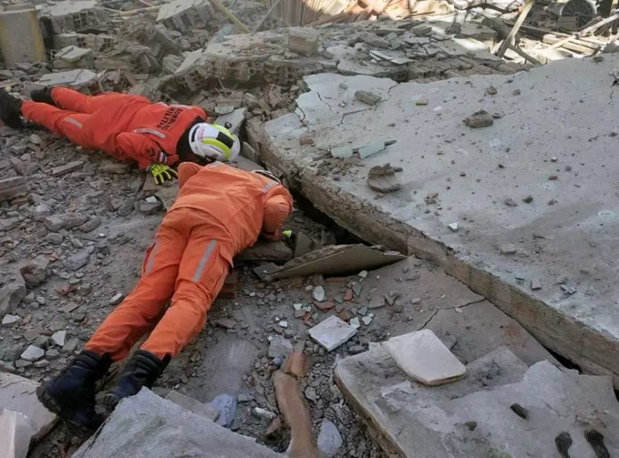 Desabamento de telhado em igreja de Jequié deixa feridos; três operários estão em estado crítico