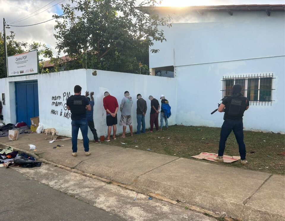 Duas mulheres são presas por tráfico de drogas na “Cracolândia” do bairro Recreio, em Vitória da Conquista