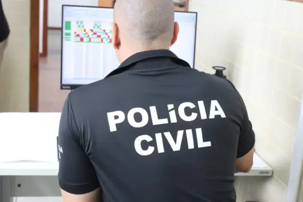 Mulher é Autuada por Exercício Ilegal da Profissão em Vitória da Conquista