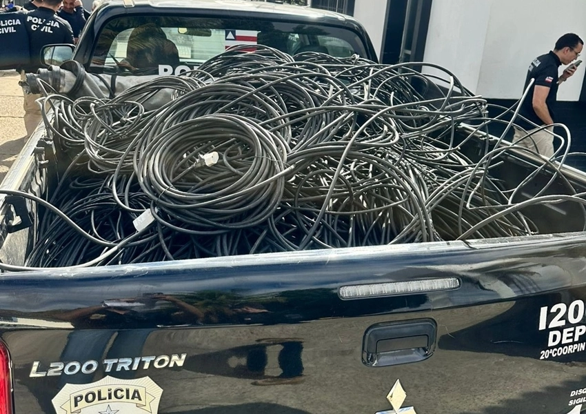 Polícia Civil recupera 2 mil metros de fios elétricos furtados da Prefeitura de Brumado