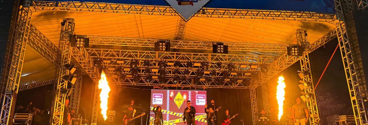 Forró, alegria e grandes shows marcam abertura do São Pedro de Catingal