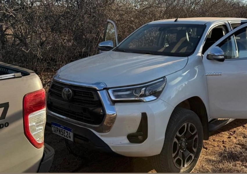 Operação policial recupera caminhonete roubada na zona rural de Livramento de Nossa Senhora (BA)