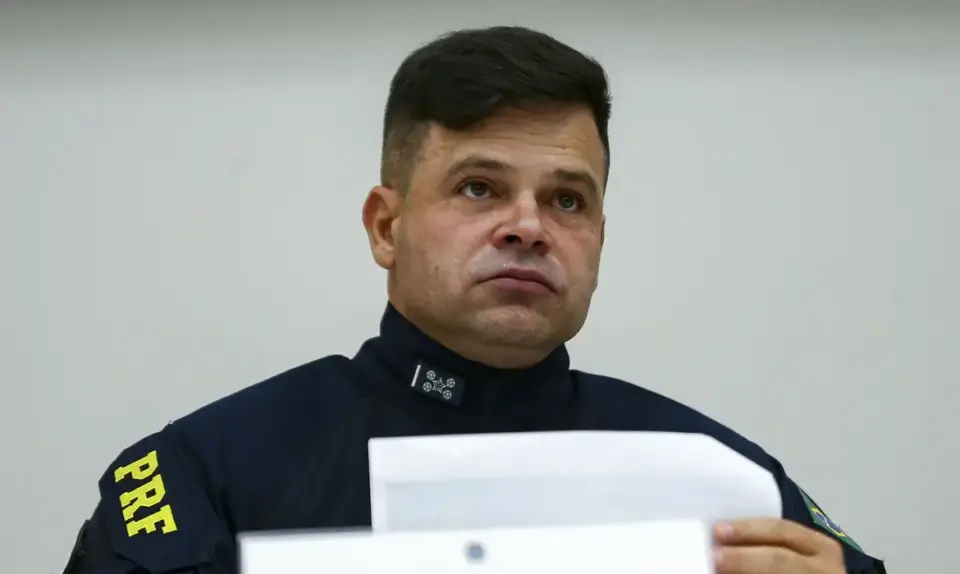 Ex-diretor terá que pagar quase R$ 550 mil por uso político da PRF