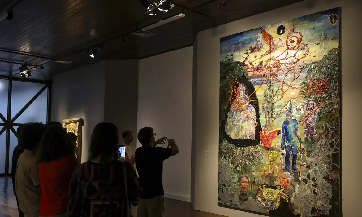 Exposição de artista maranhense exalta identidade latina e ancestral