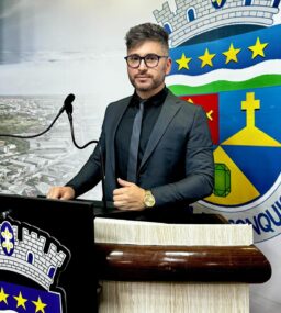 Justiça devolve mandato a Diogo Azevedo e cancela posse de suplente na Câmara de Vitória da Conquista