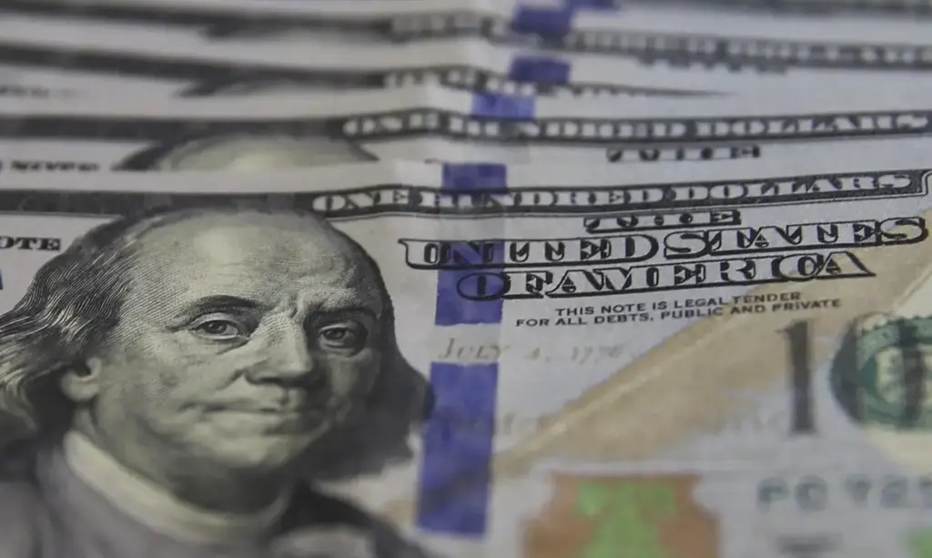 Com tensão no Irã, dólar fecha em R$ 5,32, o maior valor desde janeiro