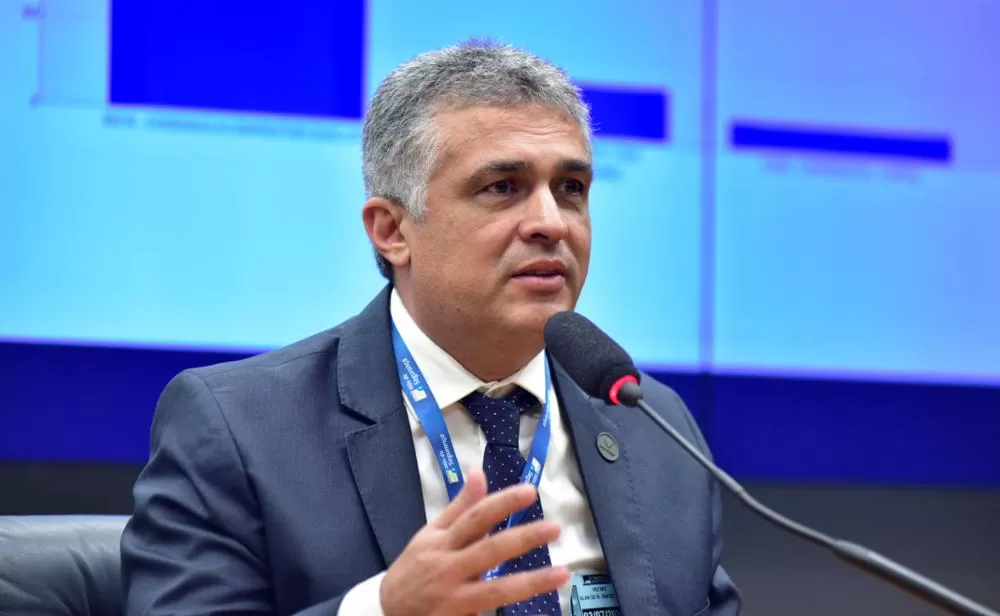 Polícia Federal Investiga Diretor da Dataprev em Nova Fase de Operação