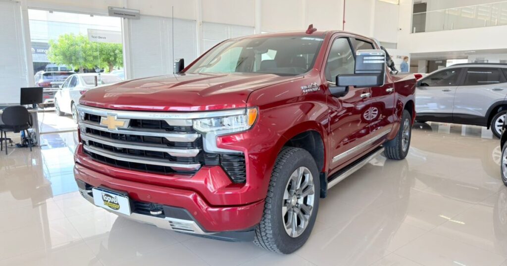 Silverado High Country: Oportunidade Imperdível de Seminovo em Barreiras