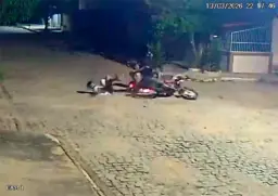 Acidente entre motocicletas é registrado em Livramento de Nossa Senhora