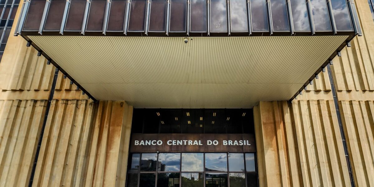Copom Decide Sobre Juros em Meio à Instabilidade do Petróleo e Conflitos no Oriente Médio Copom Decide Sobre Juros em Meio à Instabilidade do Petróleo e Conflitos no Oriente Médio