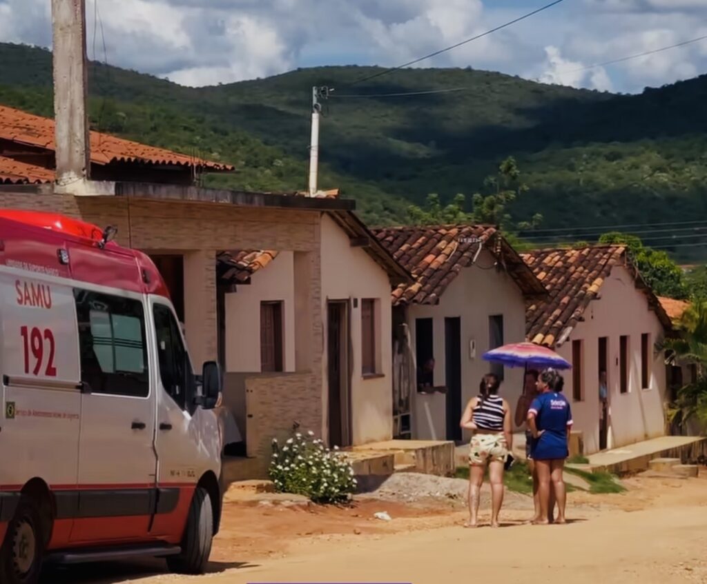 Homem é morto a facadas em Manoel Vitorino, suspeita é a companheira Homem é morto a facadas em Manoel Vitorino, suspeita é a companheira