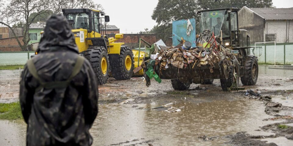 Quase 25% dos brasileiros já deixaram suas casas devido a desastres climáticos