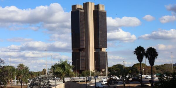 Setores da economia clamam por cortes mais profundos na taxa Selic