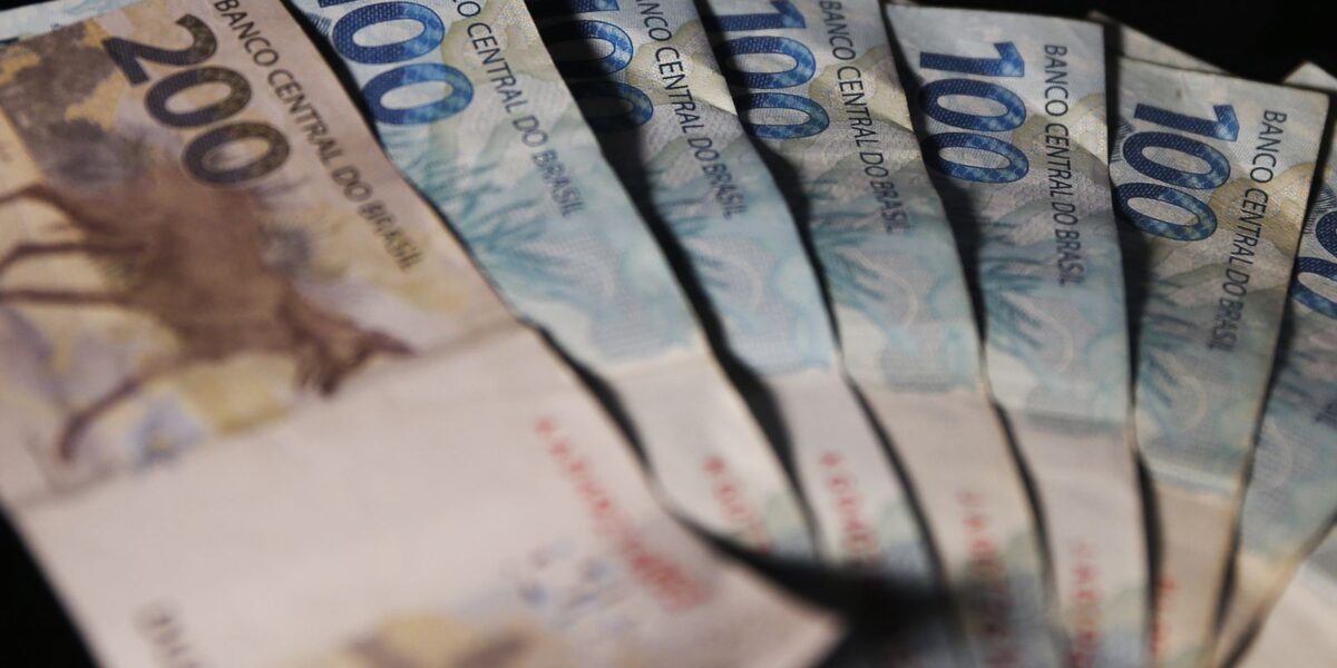 Tesouro Nacional realiza a maior recompra de títulos em 10 anos para conter juros