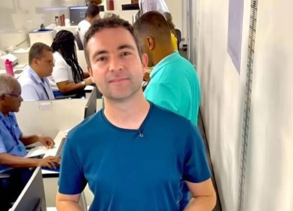 Brumado Recebe SAC Móvel e Emite Mais de Mil Identidades em Ação de Cidadania