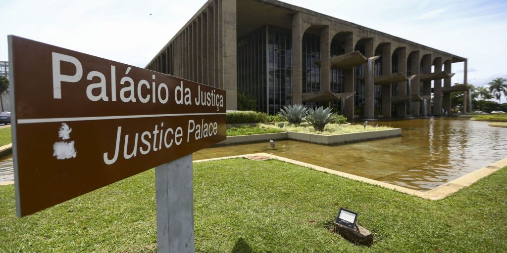 Ministério convoca 712 candidatos para investigação social de concurso público