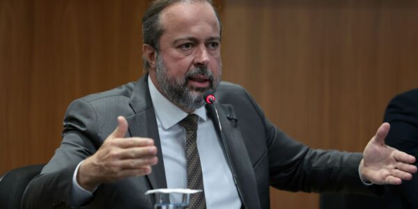 Governo intensifica ações para combater aumento abusivo nos preços dos combustíveis