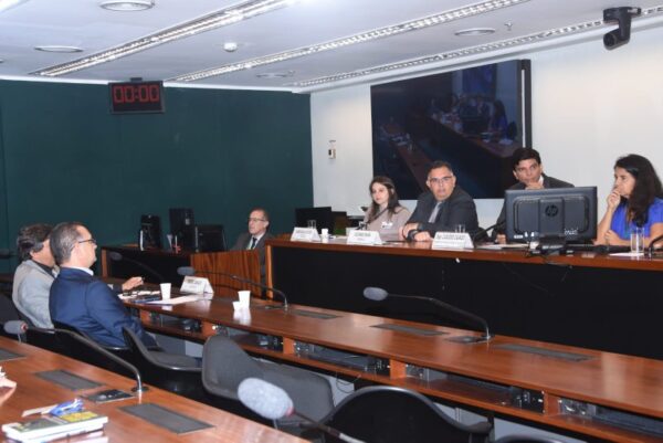 ACEVIC discute melhorias nas BR-116 e BR-324 em Brasília