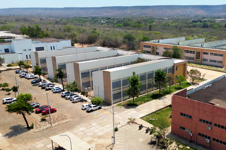 Ministro da Educação visita UFOB em Barreiras para inauguração de novas obras