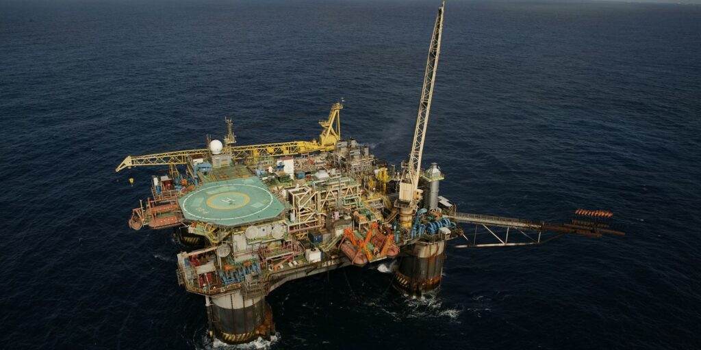 Petrobras reassume total controle de campos na Bacia de Campos após recompra