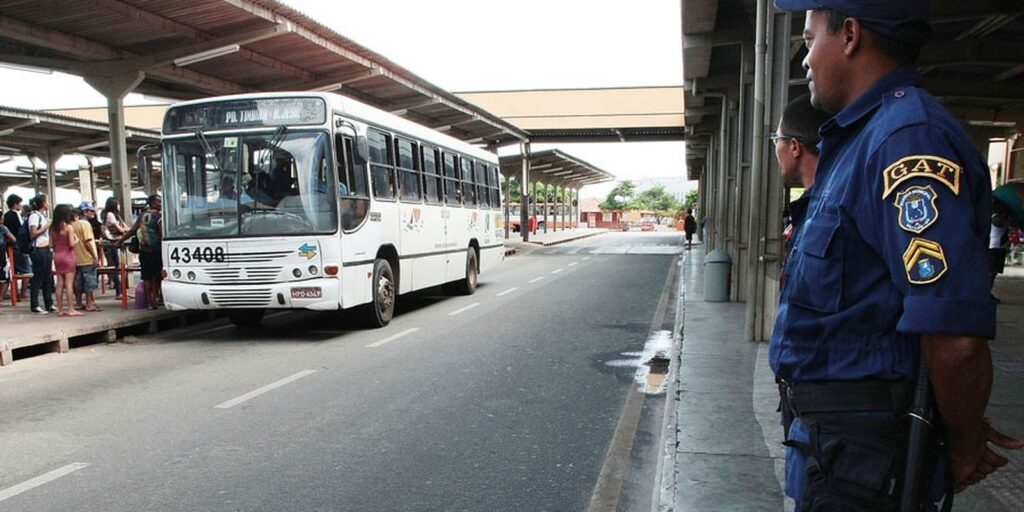 Greve dos rodoviários em São Luís é encerrada após acordo mediado pelo MP