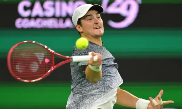 João Fonseca deixa Indian Wells mais confiante, após embate com Sinner