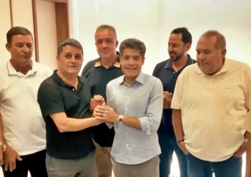 Ex-prefeito de Barra da Estiva muda de lado e apoia ACM Neto