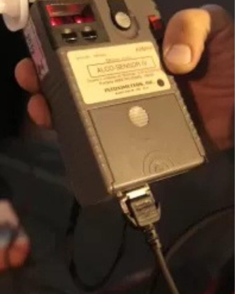 Condutor é autuado por se recusar a realizar teste do bafômetro em Vitória da Conquista Condutor é autuado por se recusar a realizar teste do bafômetro em Vitória da Conquista