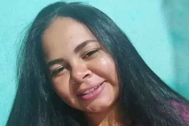 Sabrina Brito é assassinada a facadas em Maetinga e o ex-companheiro foge após o crime