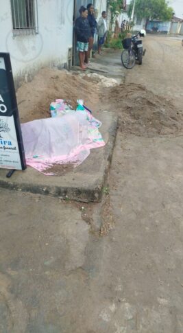 Homem é morto a tiros ao sair de velório em Barra do Choça o crime causa choque no Bairro Ouro Verde