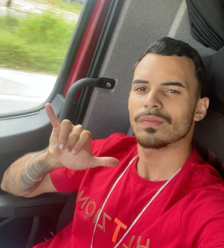 Luto em Vitória da Conquista: Bruno morre em grave acidente no extremo sul da Bahia Luto em Vitória da Conquista: Bruno morre em grave acidente no extremo sul da Bahia