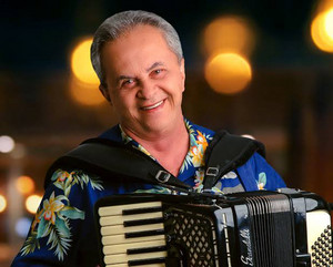 Flávio José cancela agenda de shows na Bahia