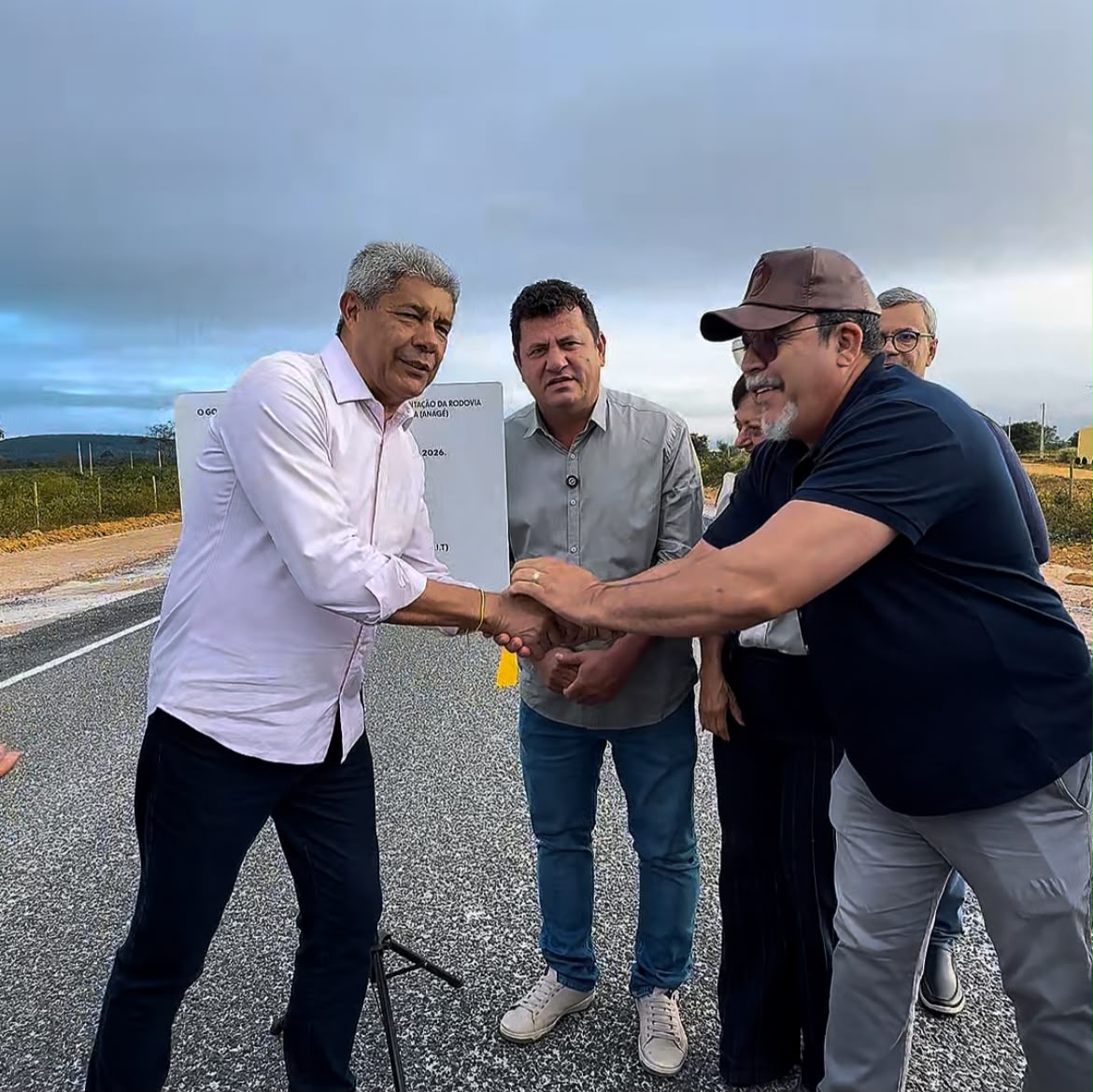 Jerônimo visita obra histórica conquistada pelo ex-prefeito Paulo de Reis para Caetanos e Conquista