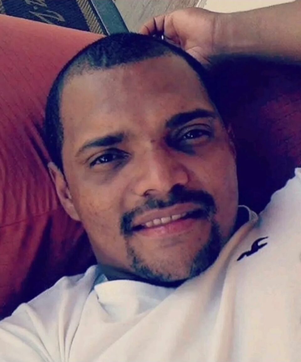 Homem morto a facadas no Centro de Vitória da Conquista é identificado; suspeito foi preso em flagrante