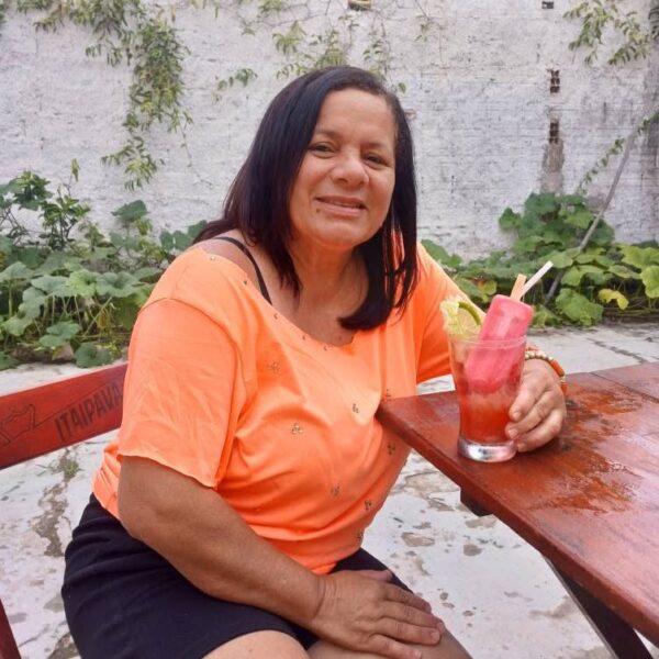 Lena Câncio morreu em grave acidente na BR-116, em Vitória da Conquista natural de Poções